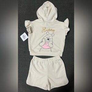 New Disney Winnie the Pooh 2-Piece Shorts Set Size 4